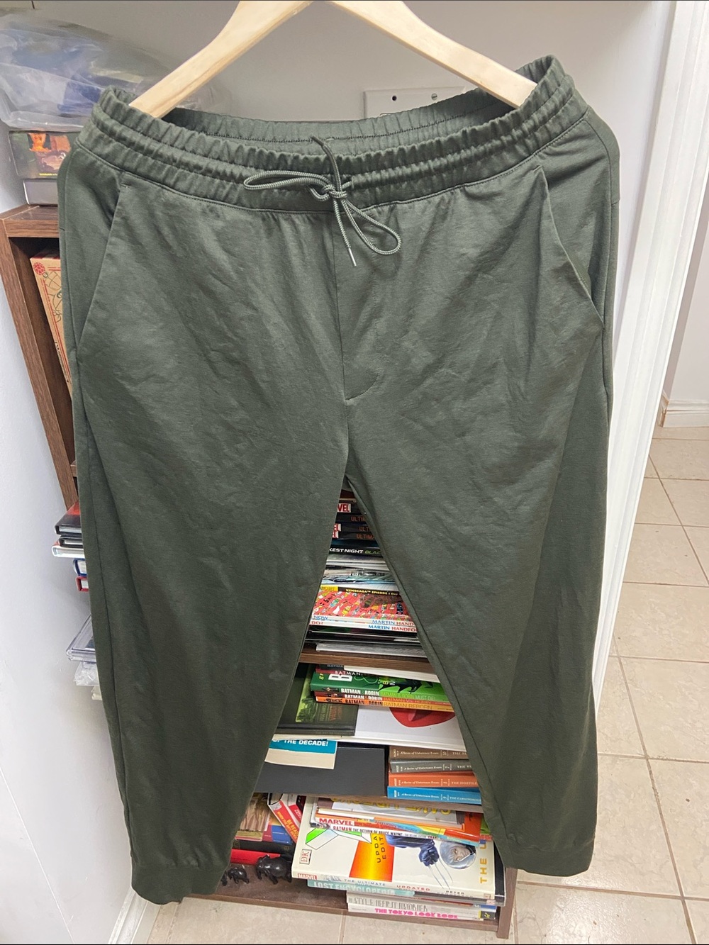 Uniqlo Olive Green Drawstring Jogger Pants